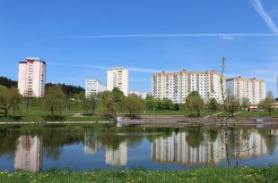 Tsnyanskoye vodokhranilishche v rayone ulitsy Miroshnichenko, v Minske.jpg