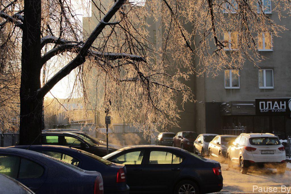 Зимнее, морозное и солнечное утро в Минске.jpg