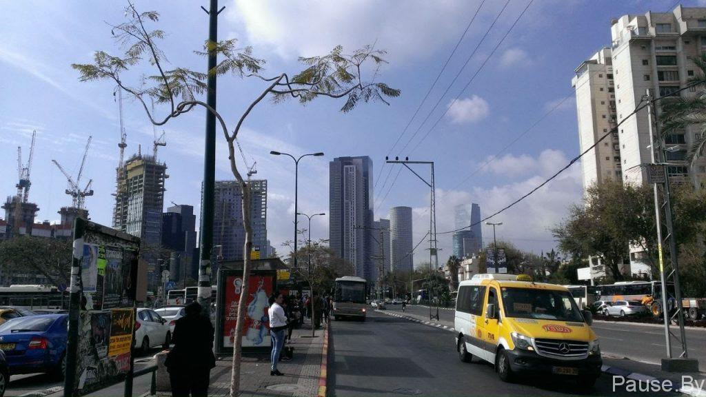 Улица Намир в городе Тель-Авив, Израиль.jpg